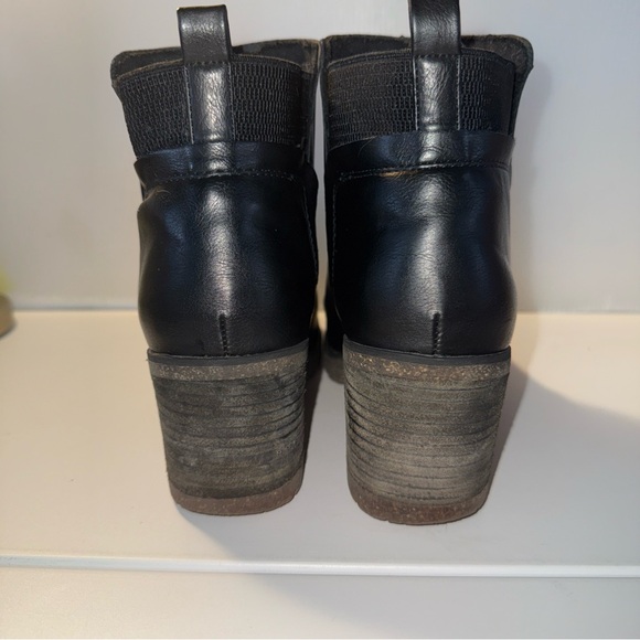 Korks Elsie Black Leather Chelsea Ankle Women’s Block Heel Boots Size:8.5 - Picture 2 of 13